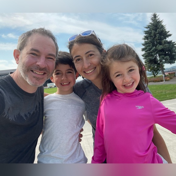 Meet your Posher, Snyder - Picture 2 of 6